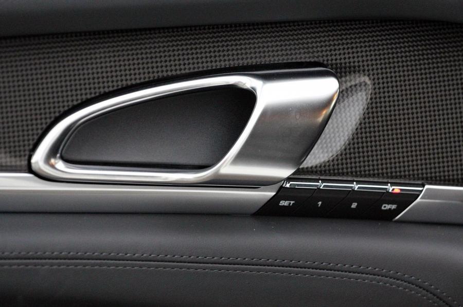  Porsche Panamera Turbo S 2012 года  (фото 53 из 91)